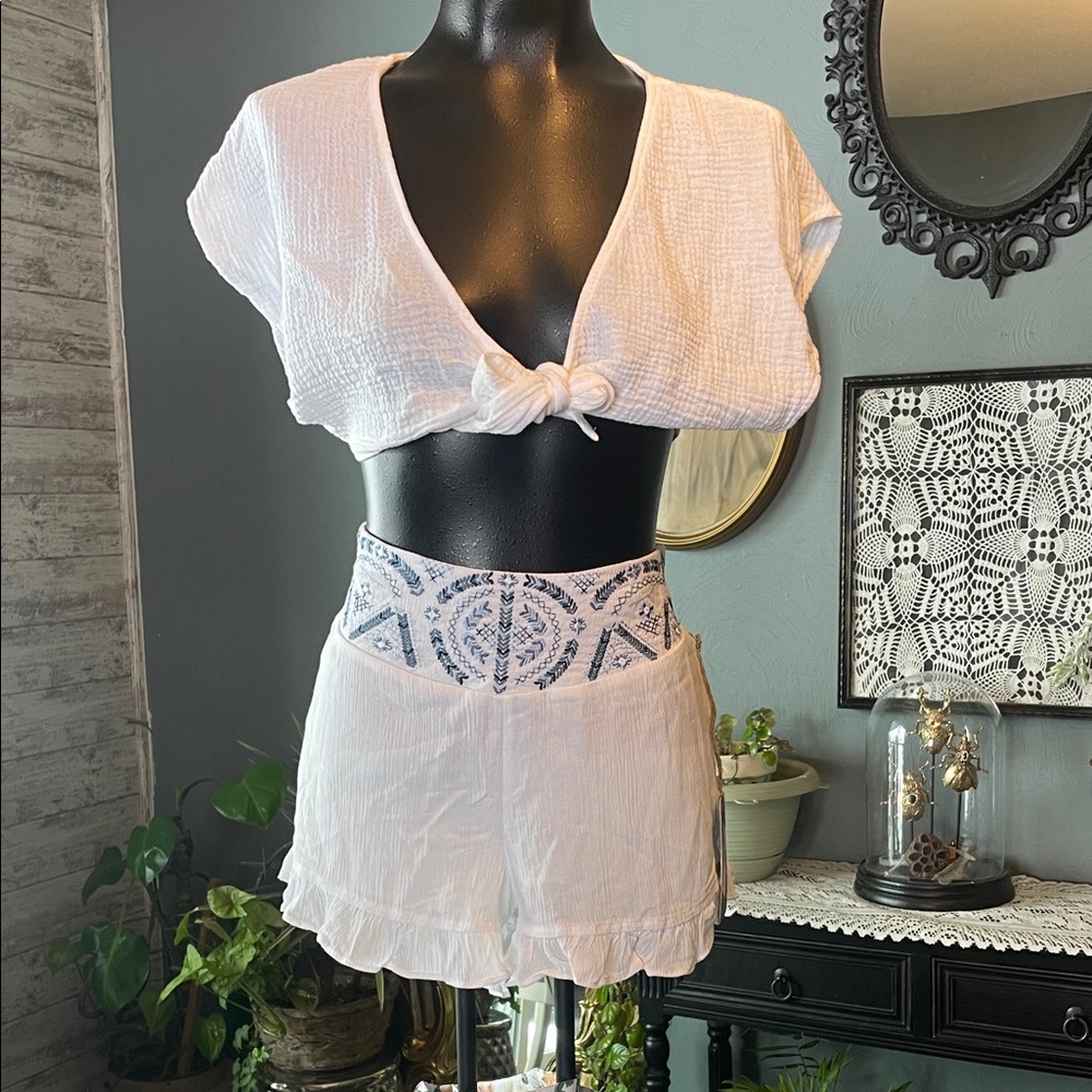 Indigo Rein White Shorts with Blue Accents